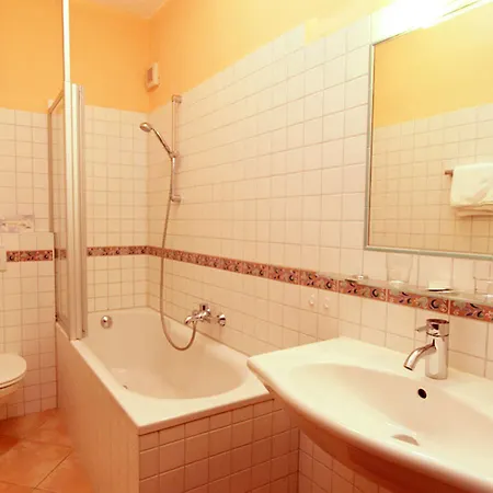 Esterhammer Hotel 3*